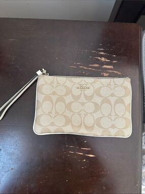 Coach Tan/Chalk Signature Canvas Wristlet